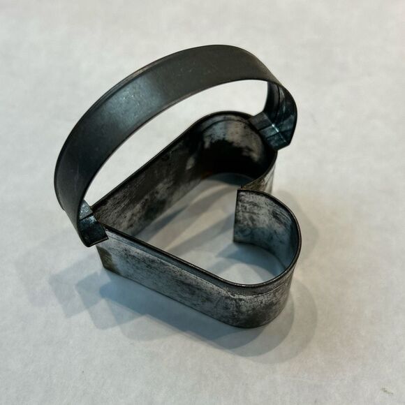 Vtg SET Aluminum Cookie Cutter w/ Handle Metal Heart Fish Mickey Mouse Arrow - Picture 3 of 10